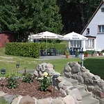 Selliner Am Waldrand Hotel *