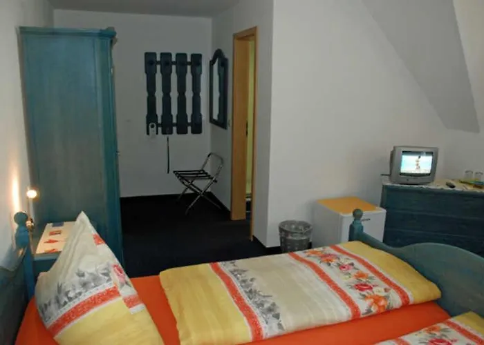 Selliner Am Waldrand * Sellin (Rugen)