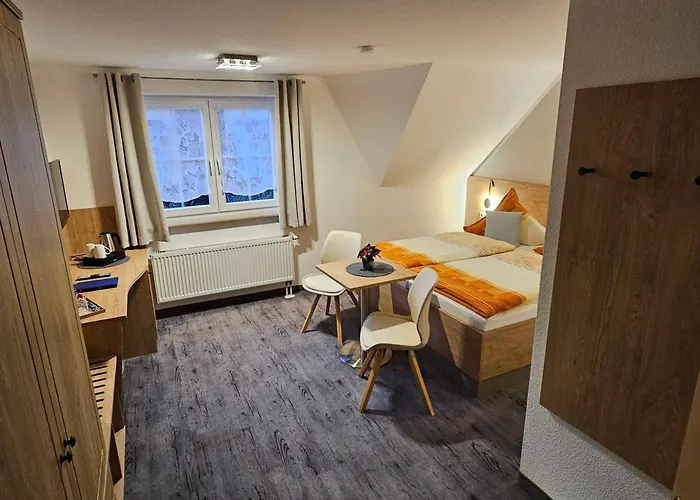 Selliner Am Waldrand *